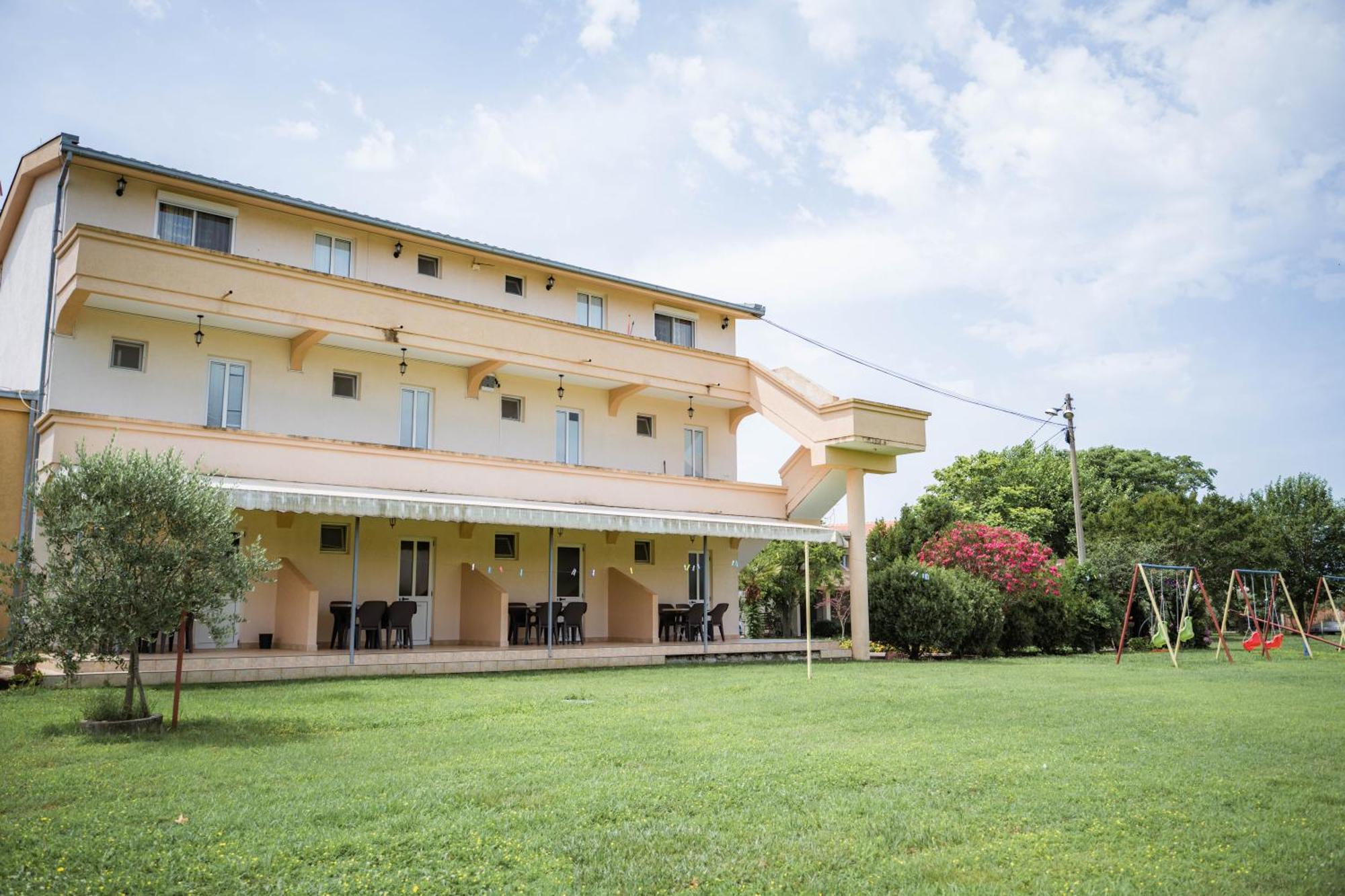 Apartments Rudaj Ulcinj Extérieur photo