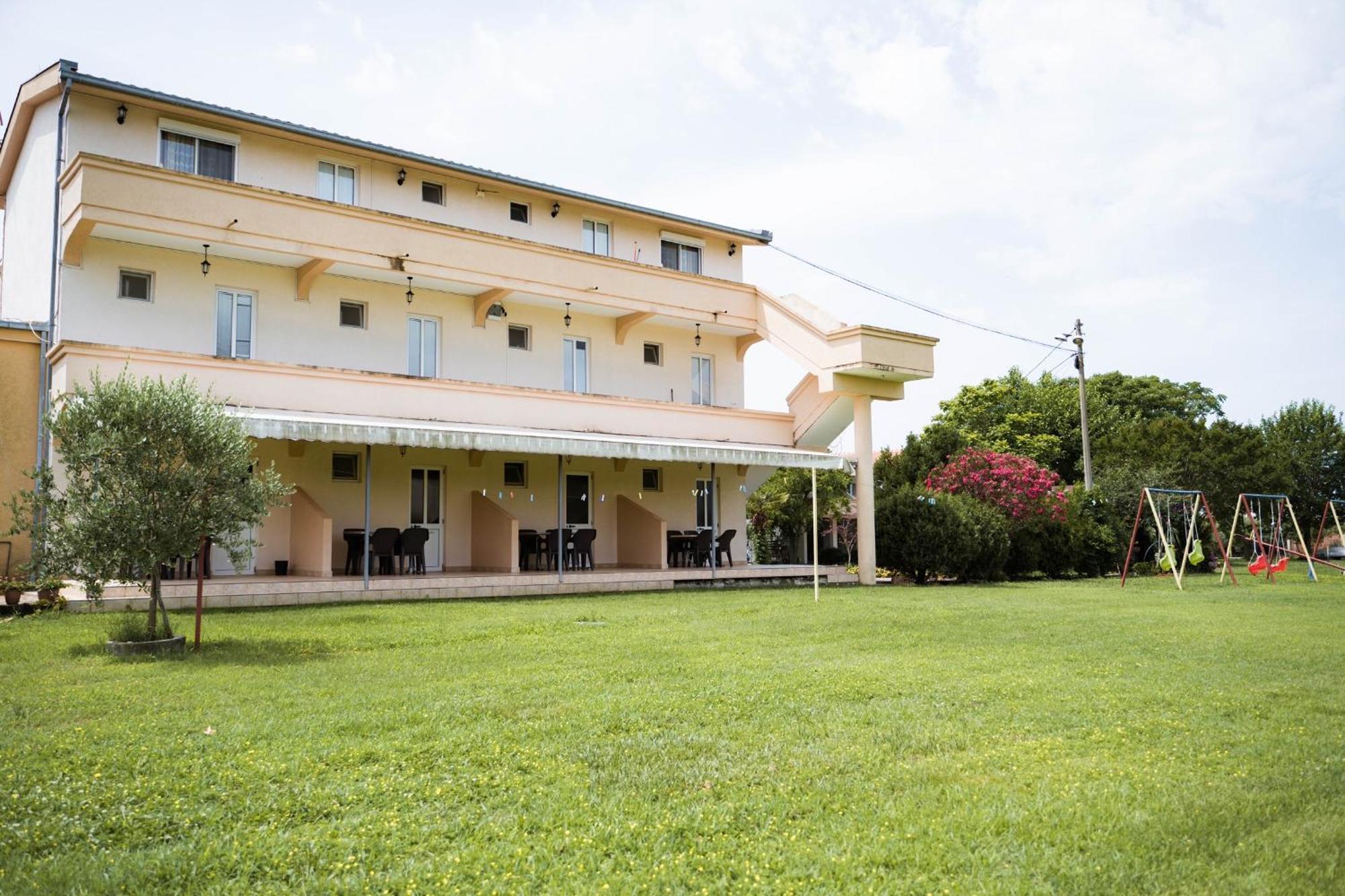 Apartments Rudaj Ulcinj Extérieur photo